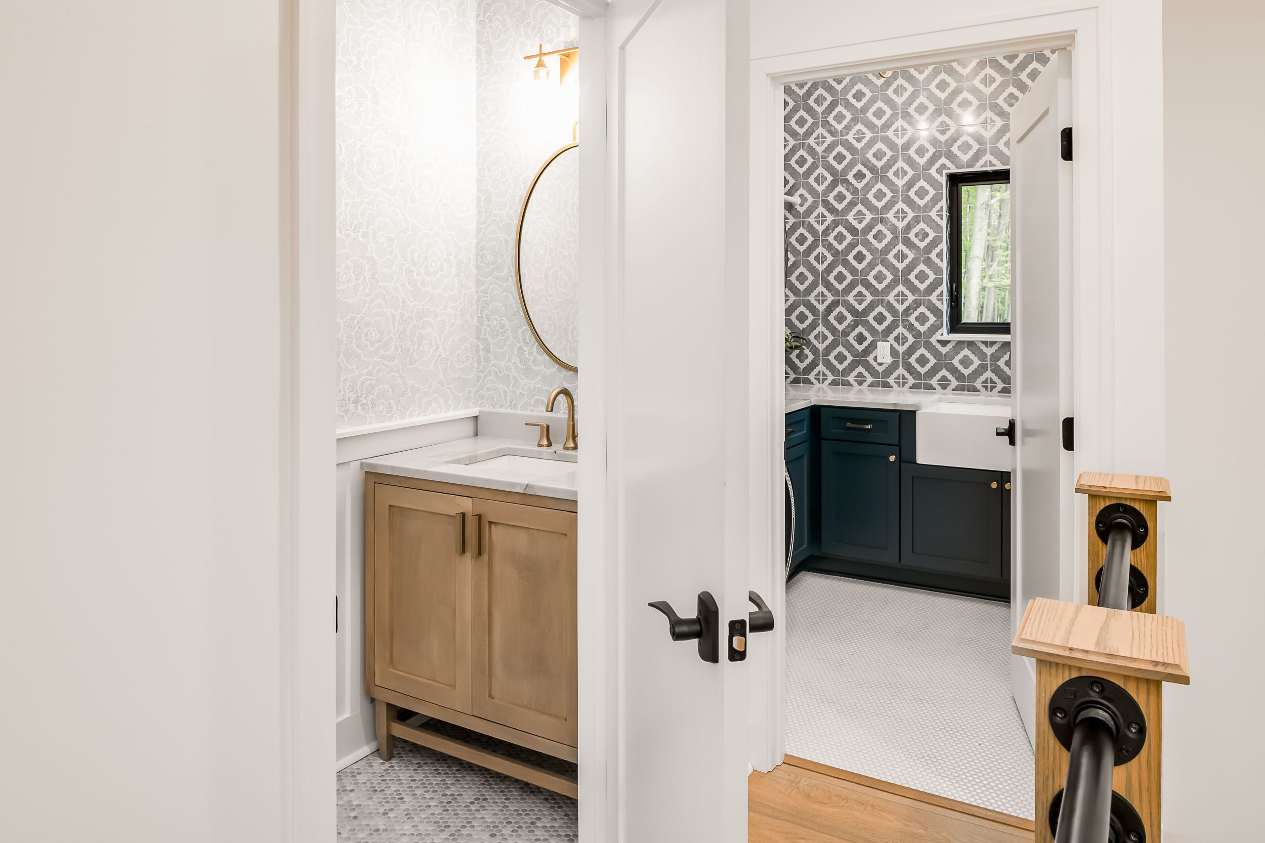 30. Powder room-7095-glenn-oaks-dr