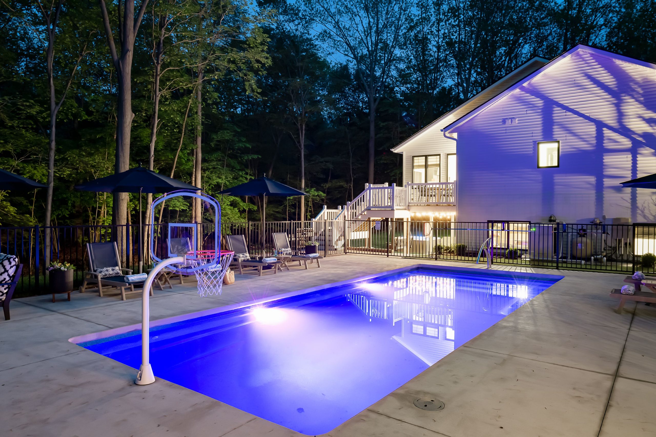 36. Pool night-7095-glenn-oaks-dr
